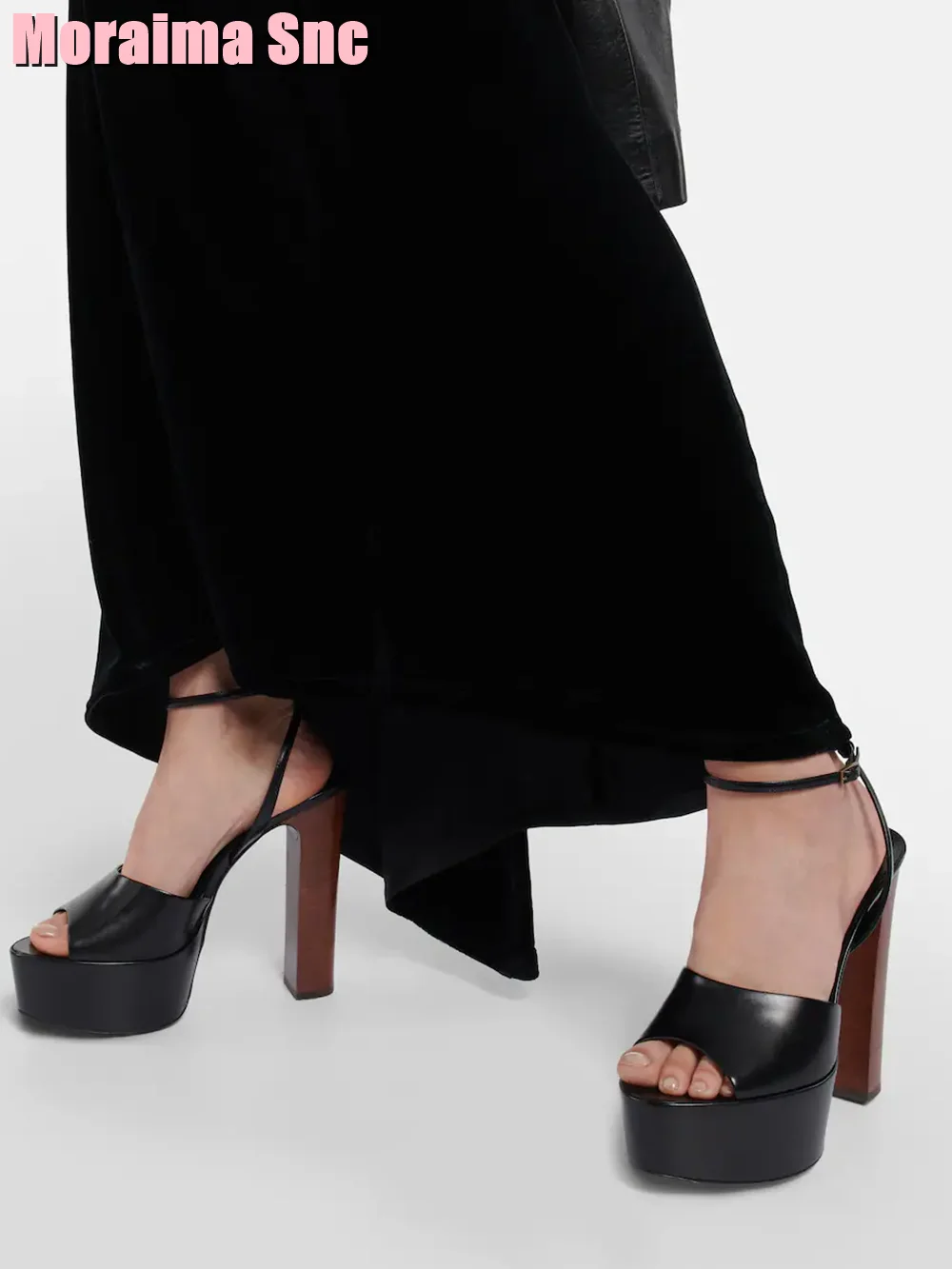 Sandalias de charol con plataf - Casual Sandal Leather reseña y precio