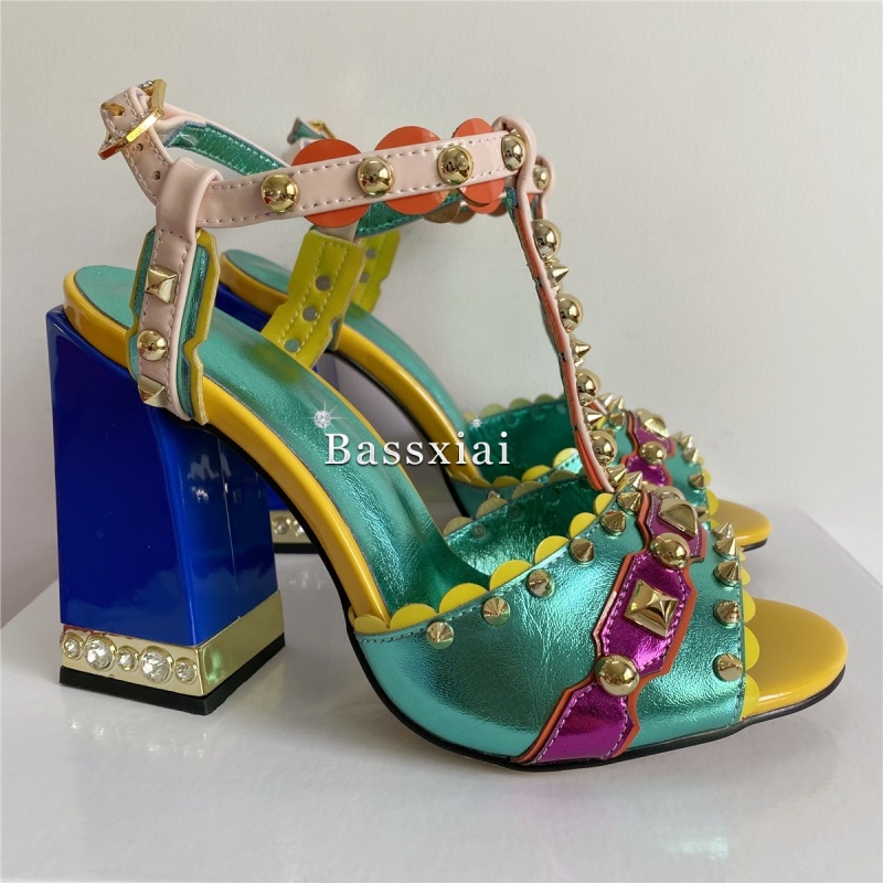 Sandalias con correa en T y re - Casual Sandal Leather reseña y precio